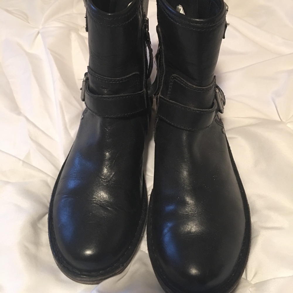 Women's Ugg boots size 7.5